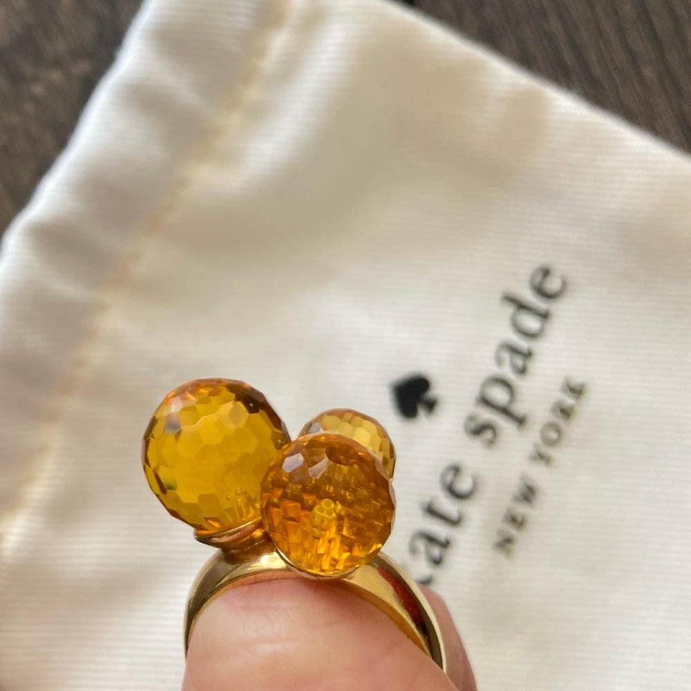 J Crew Chartreuse Toned 3 Crystal Balls Ring- size 8 - Picture 5 of 6
